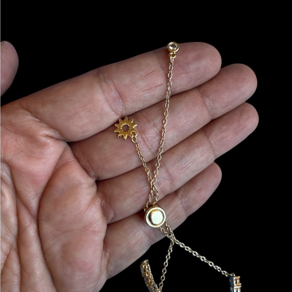 Marchesa Gold Cubic Zirconia Children’s  Bracelet (NWT) - Picture 3 of 4